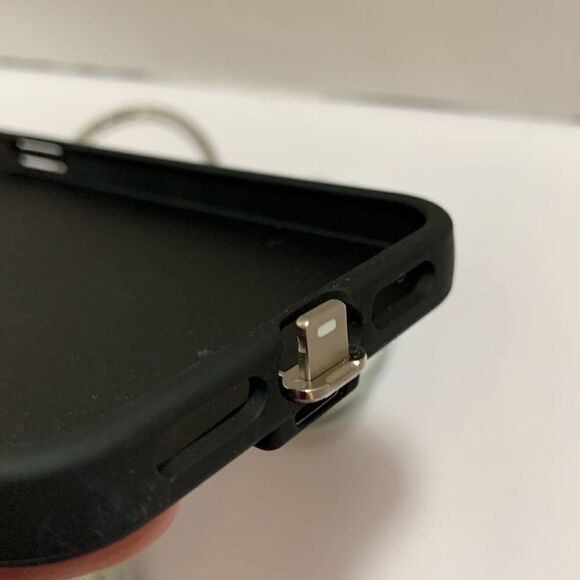 Magfast phone case all in one: car mount and gaming dock - Picture 11 of 17